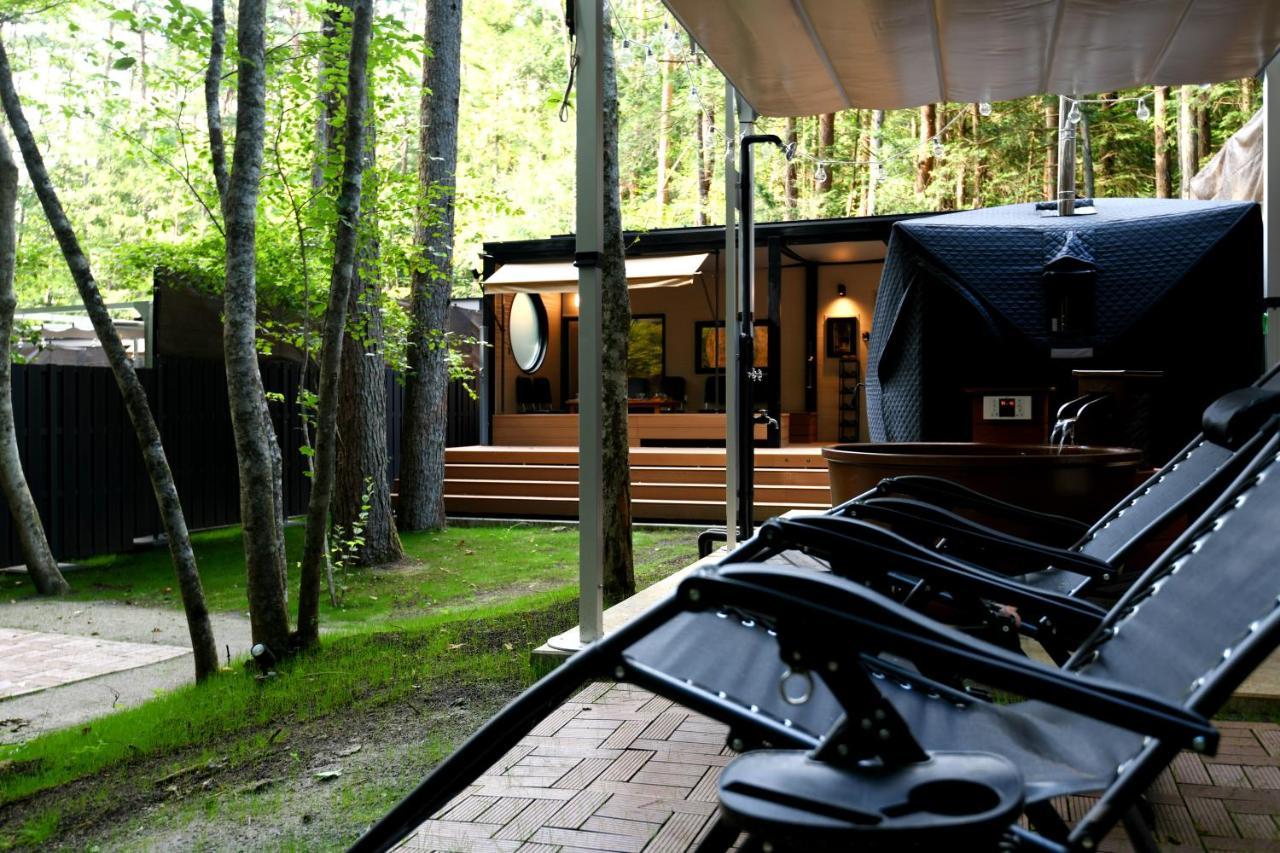 Fuji Fumoto Forest Hotspring ふもとの森温泉 Fujikawaguchiko Exterior foto